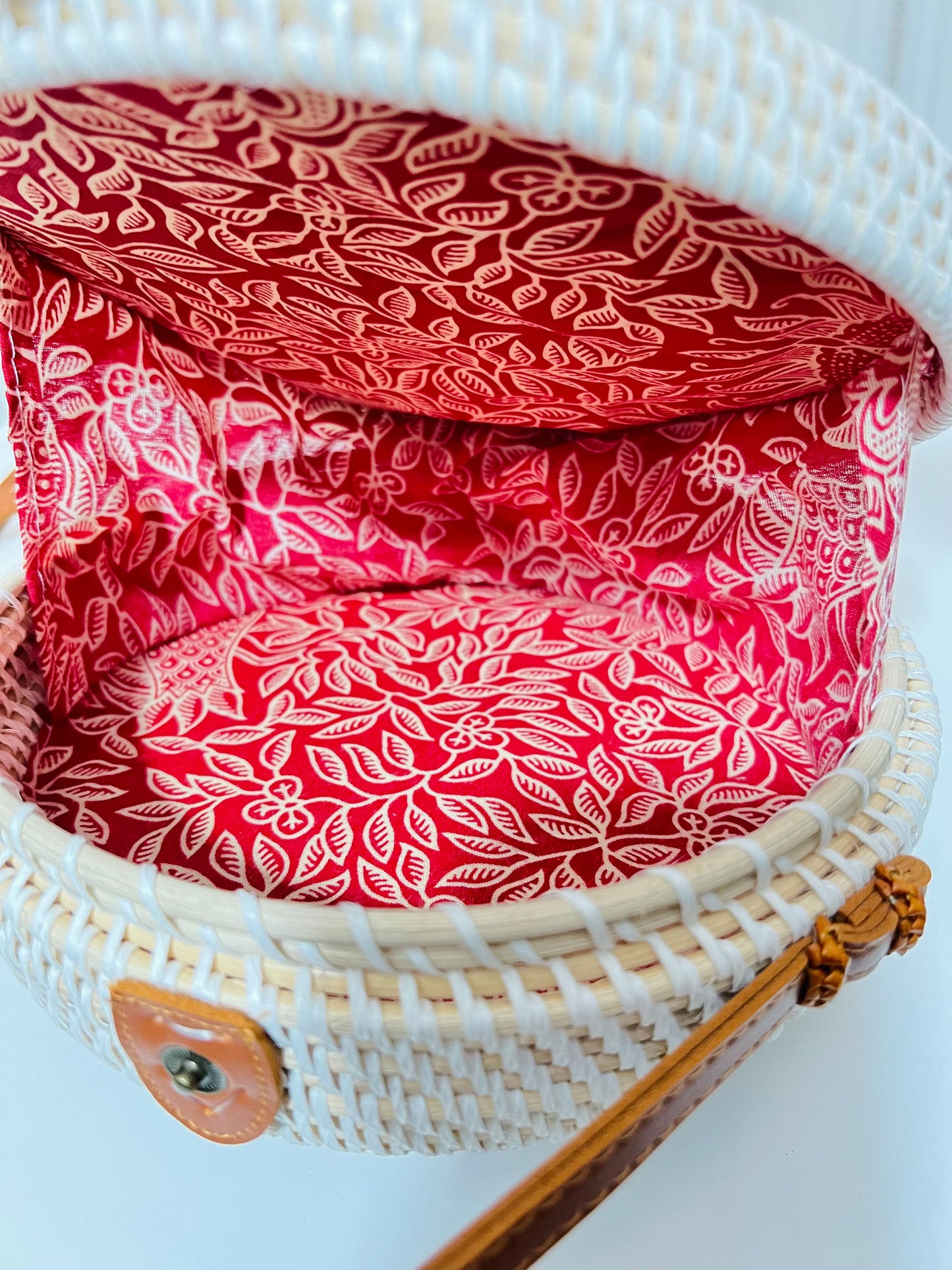 Peacock white round sling bag