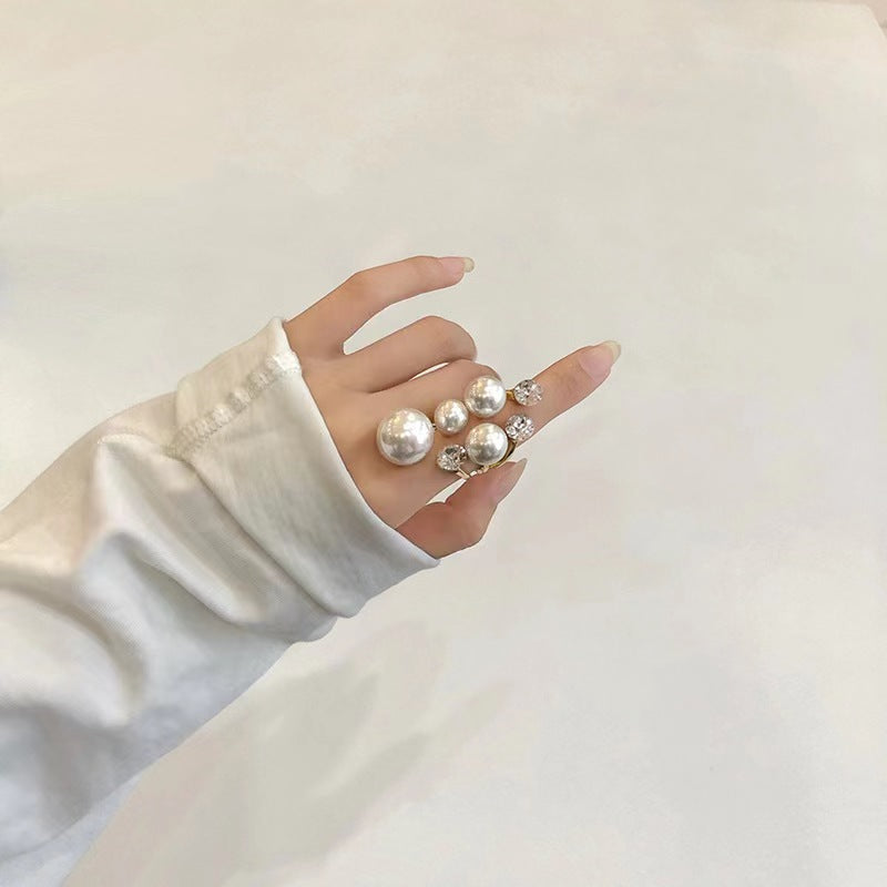 Elegant Pearl and Crystal Statement Ring - Fashion Jewelry