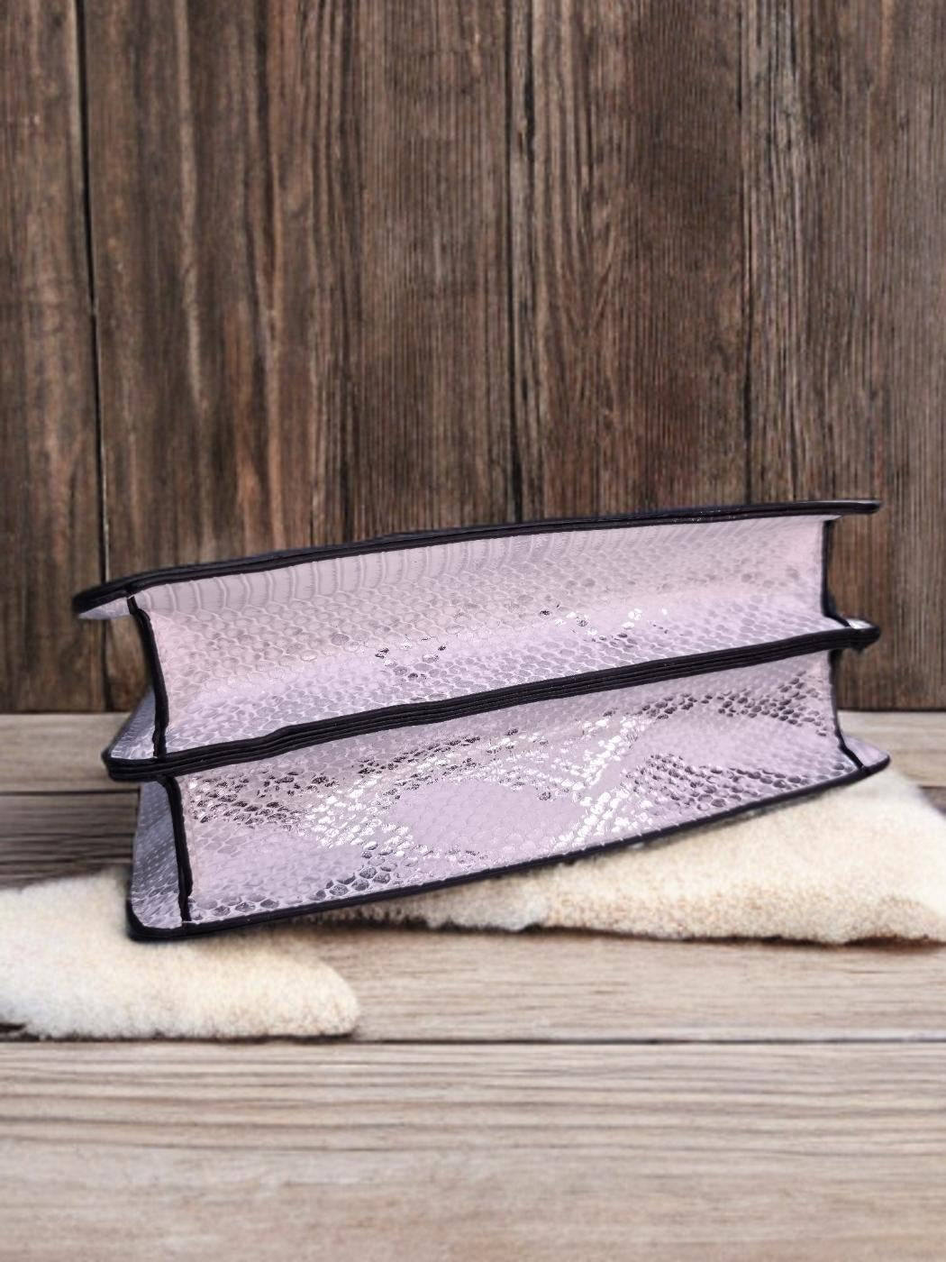 3D shade printed handbag