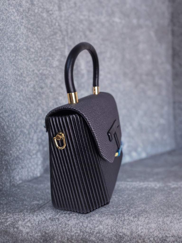 Designer sling hand bag