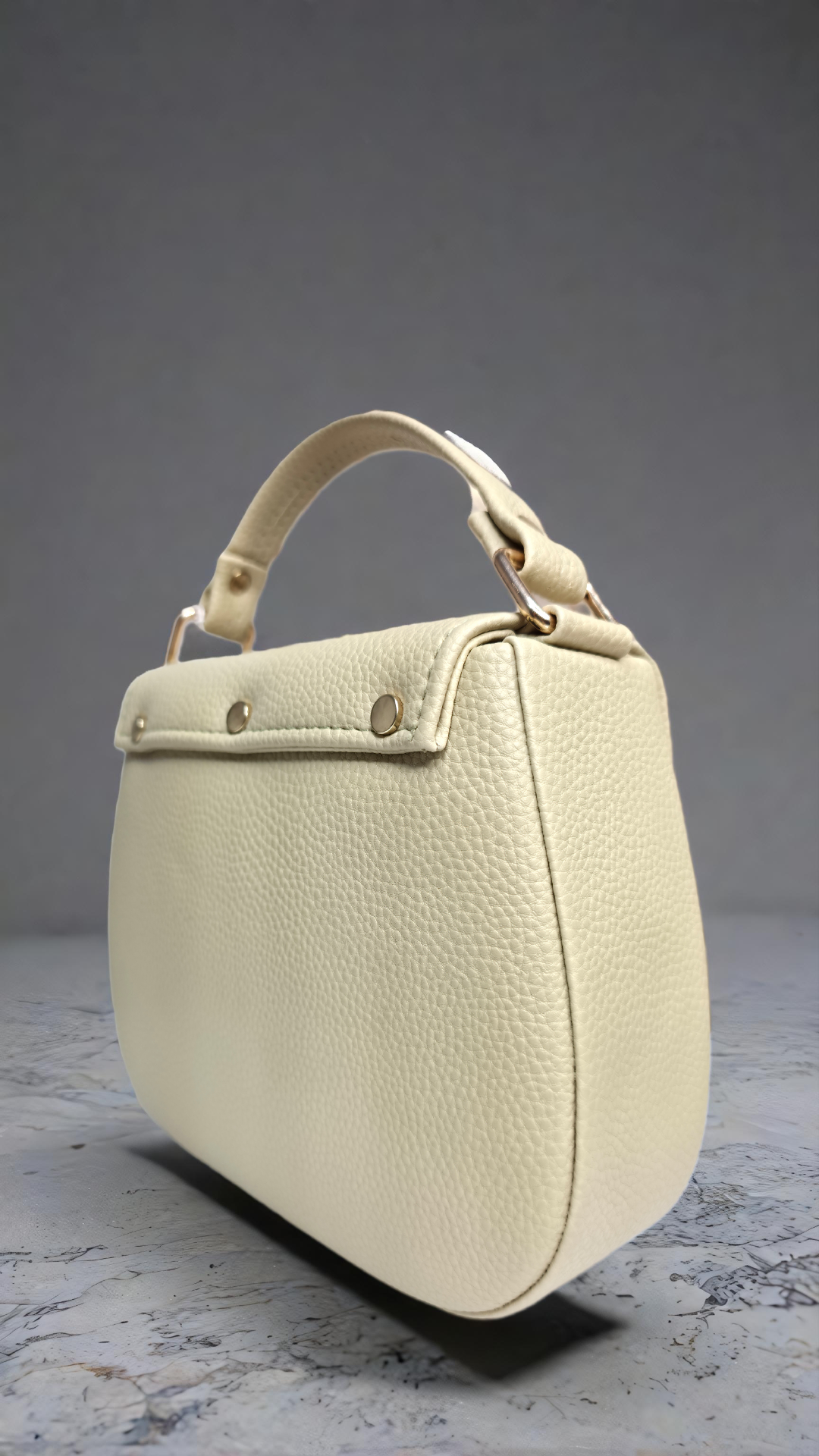 Chick and studdy elegant sling bag