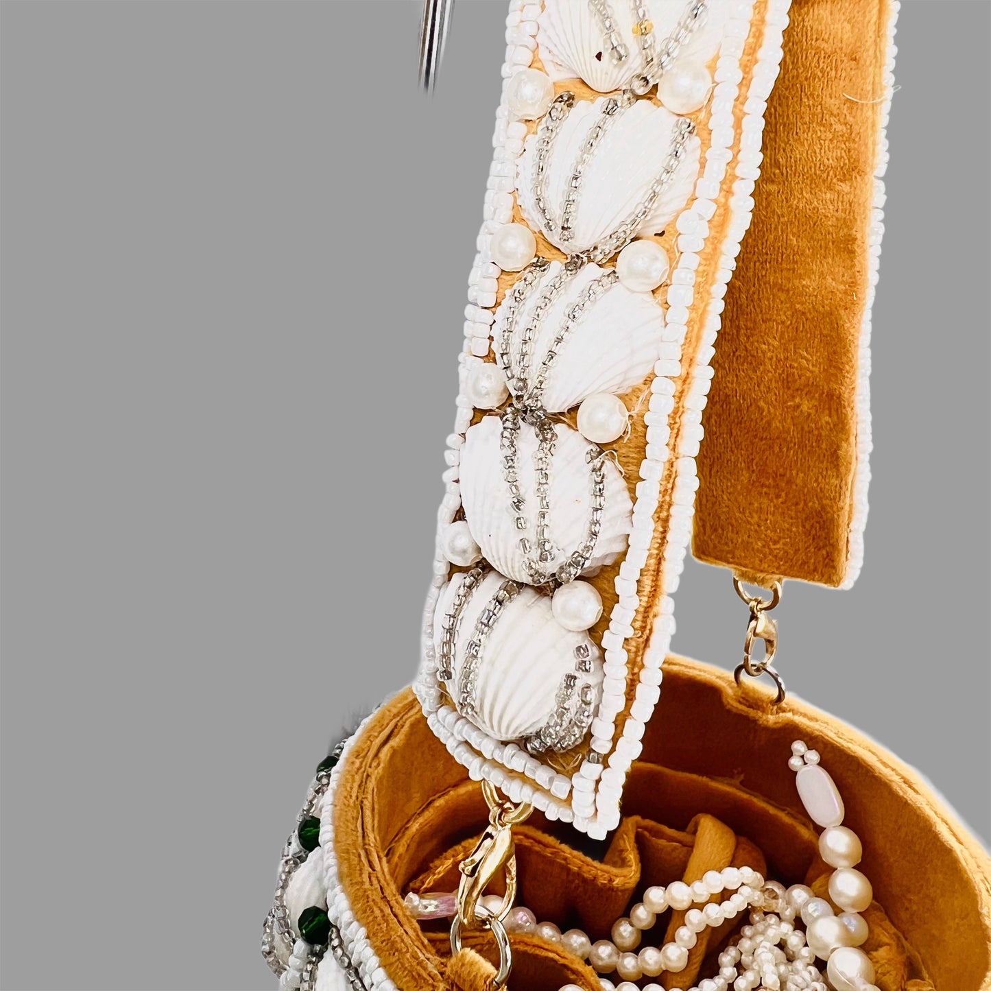 Designer Party wear shell Potli