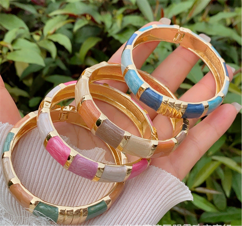 Elegant Multicolor Enamel bangle for Women – Jade-Inspired Adjustable Fashion Band