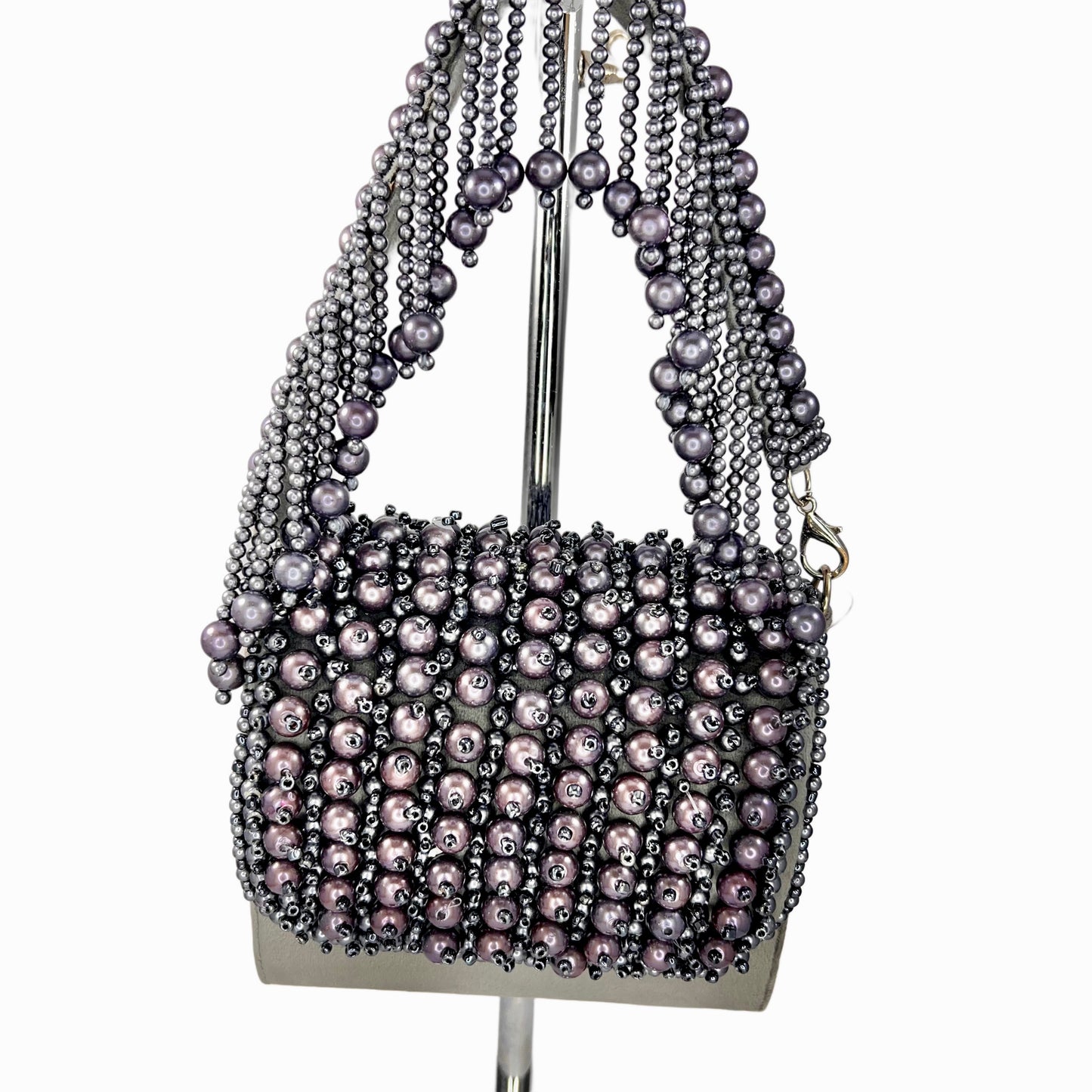 Mini pearl bag with tessle