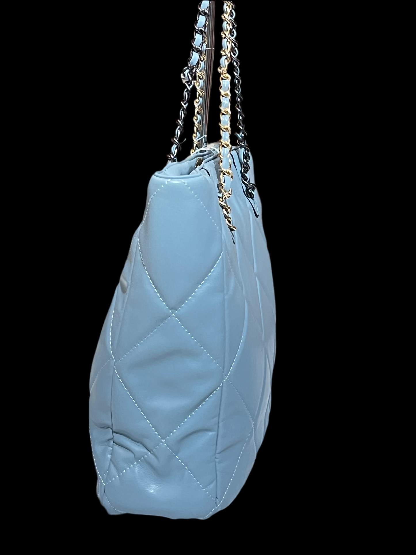 Quilted large handbag with metallic sling