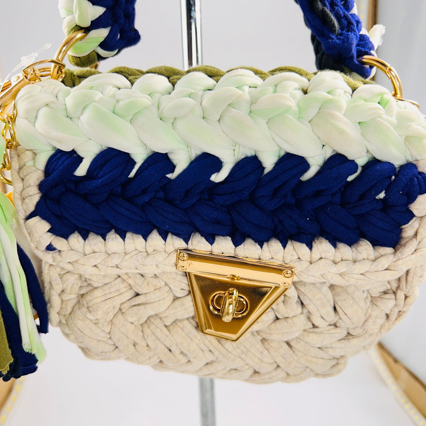 Yarn bag with sling