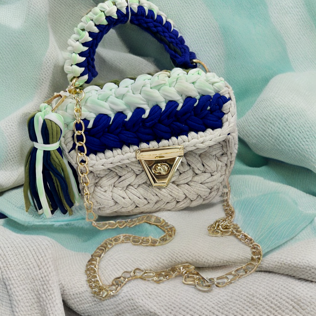 Yarn bag with sling