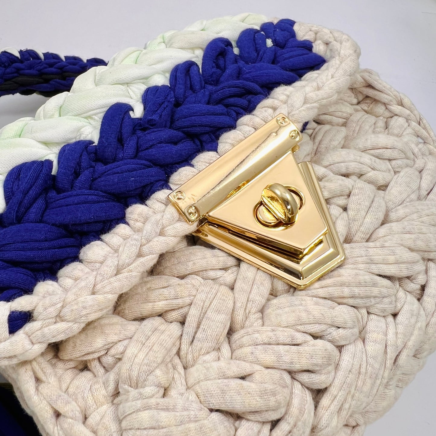 Yarn bag with sling