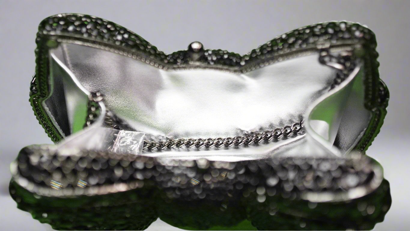 Crystal clutch - bow