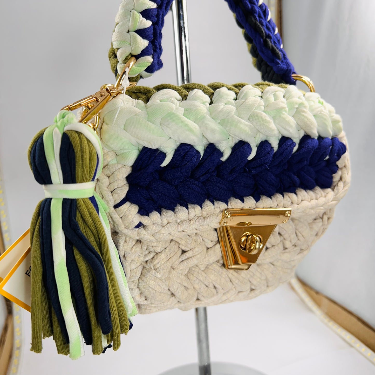 Yarn bag with sling