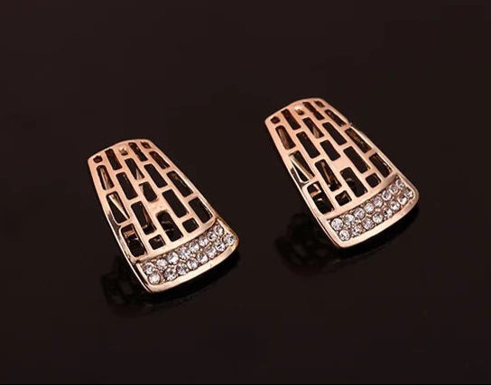 Fashion Rhinestones Gold Wedding Jewelry Set Alloy Necklace Earrings and Ring 4pcs Jewelry Set