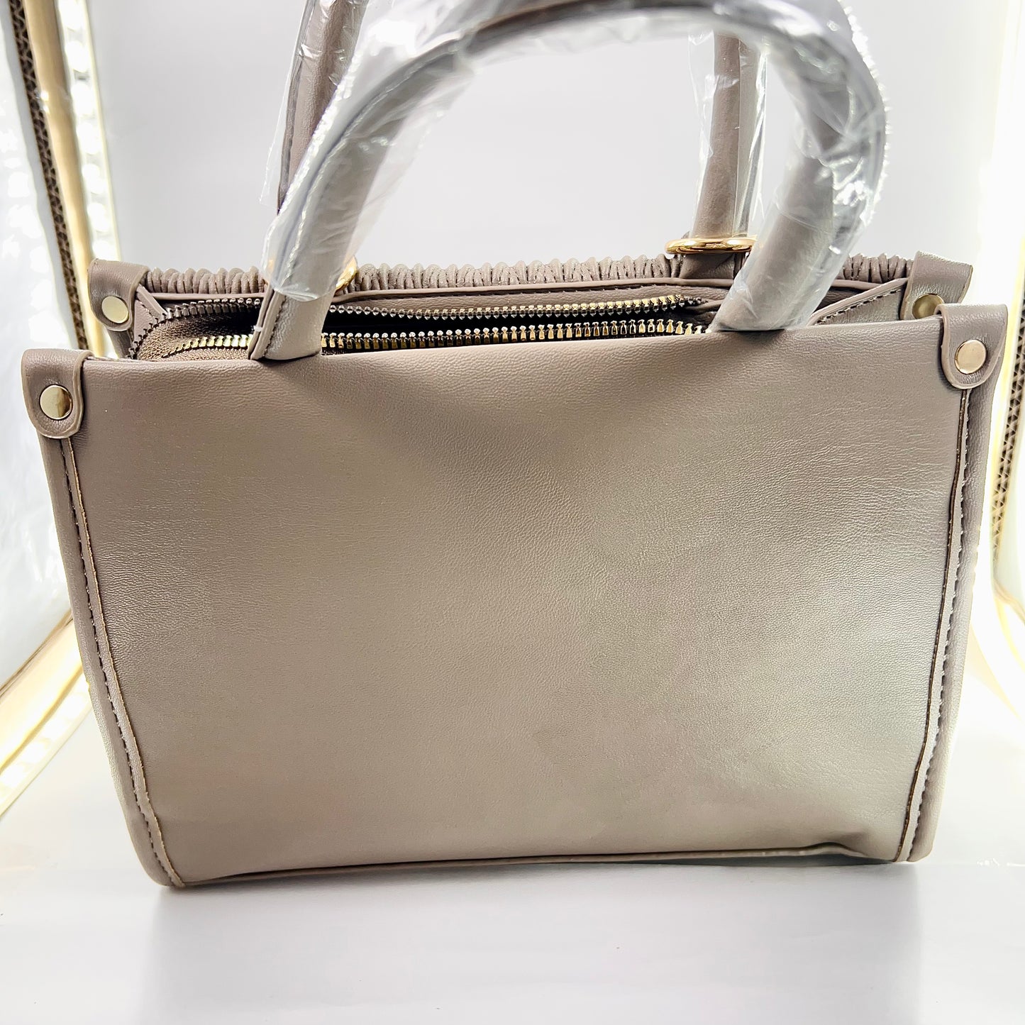 Women handbag with Onyx sling