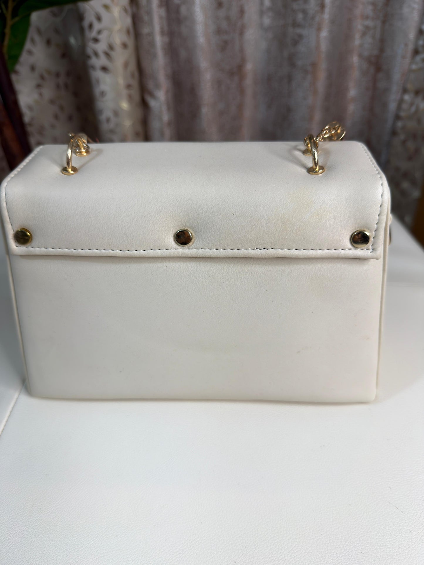 Elegant White Faux Leather Top-Handle Handbag