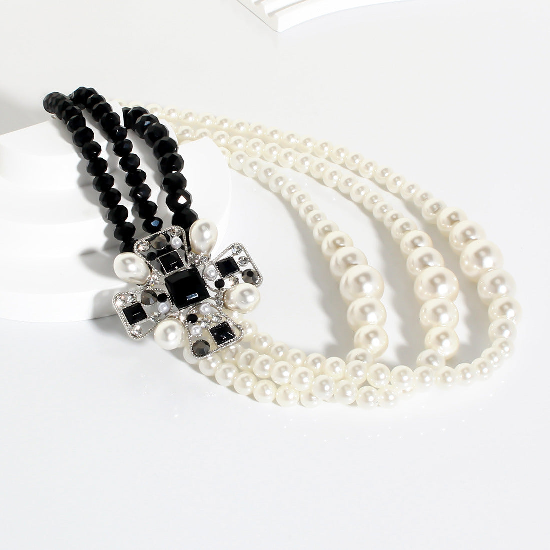 Luxury Statement Pearl Choker Necklace with Black Crystal Accent – Elegant Multi-Layered Design for Women