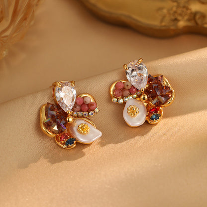 Vintage Style Crystal Flower Stud Earrings – Gold Tone Floral Cluster Jewelry with Amber & Pearl Accents