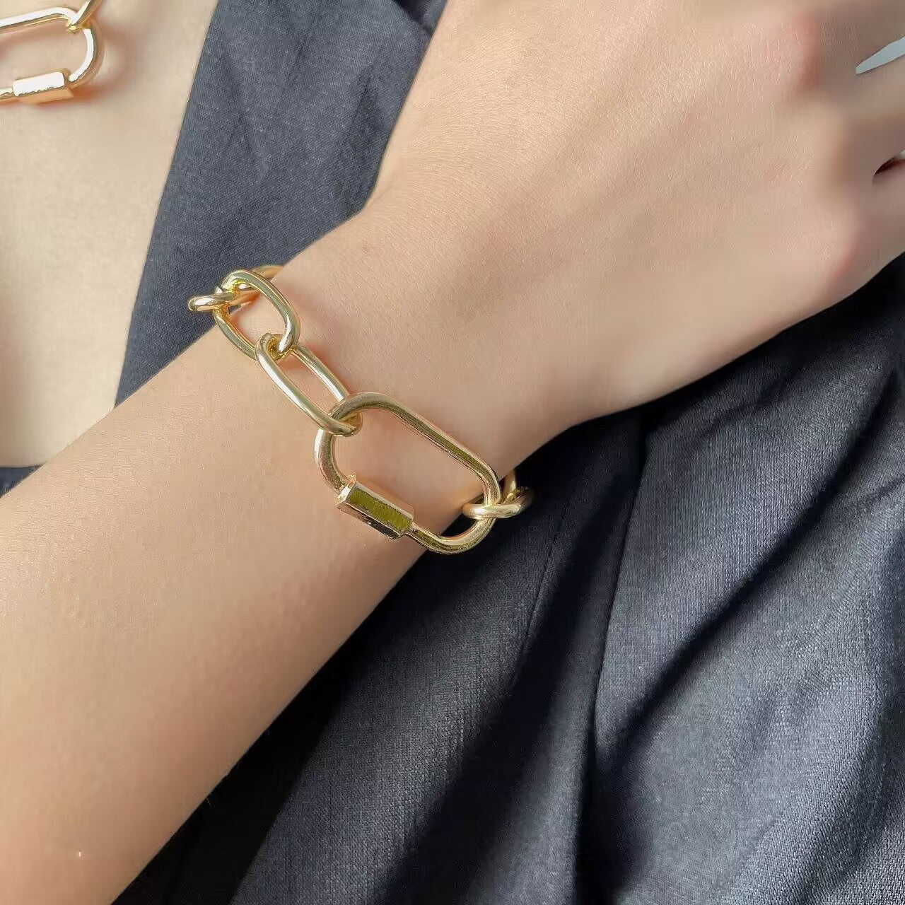 Stylish Gold and Silver Chain Necklace and Bracelet Set - Modern Minimalist Jewelry