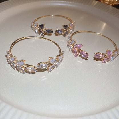 Elegant Gold-Plated Leaf Design Crystal Bracelet – Adjustable Party Wear Jewelry for Women