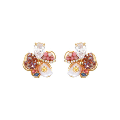 Vintage Style Crystal Flower Stud Earrings – Gold Tone Floral Cluster Jewelry with Amber & Pearl Accents