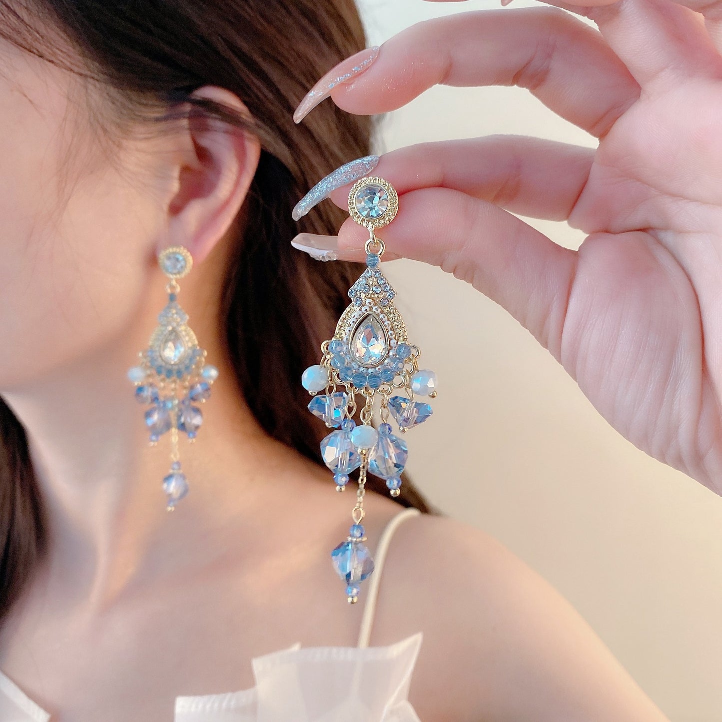 Sparkling Blue Crystal Teardrop Earrings for Women - Elegant Dangle & Drop Jewelry