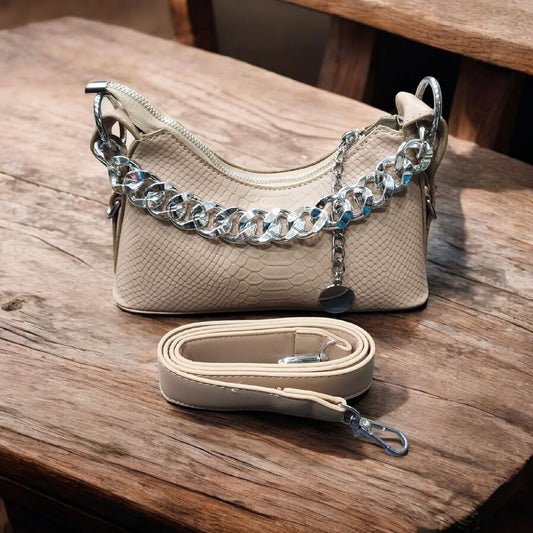Women’s Broad Chain Sling bag