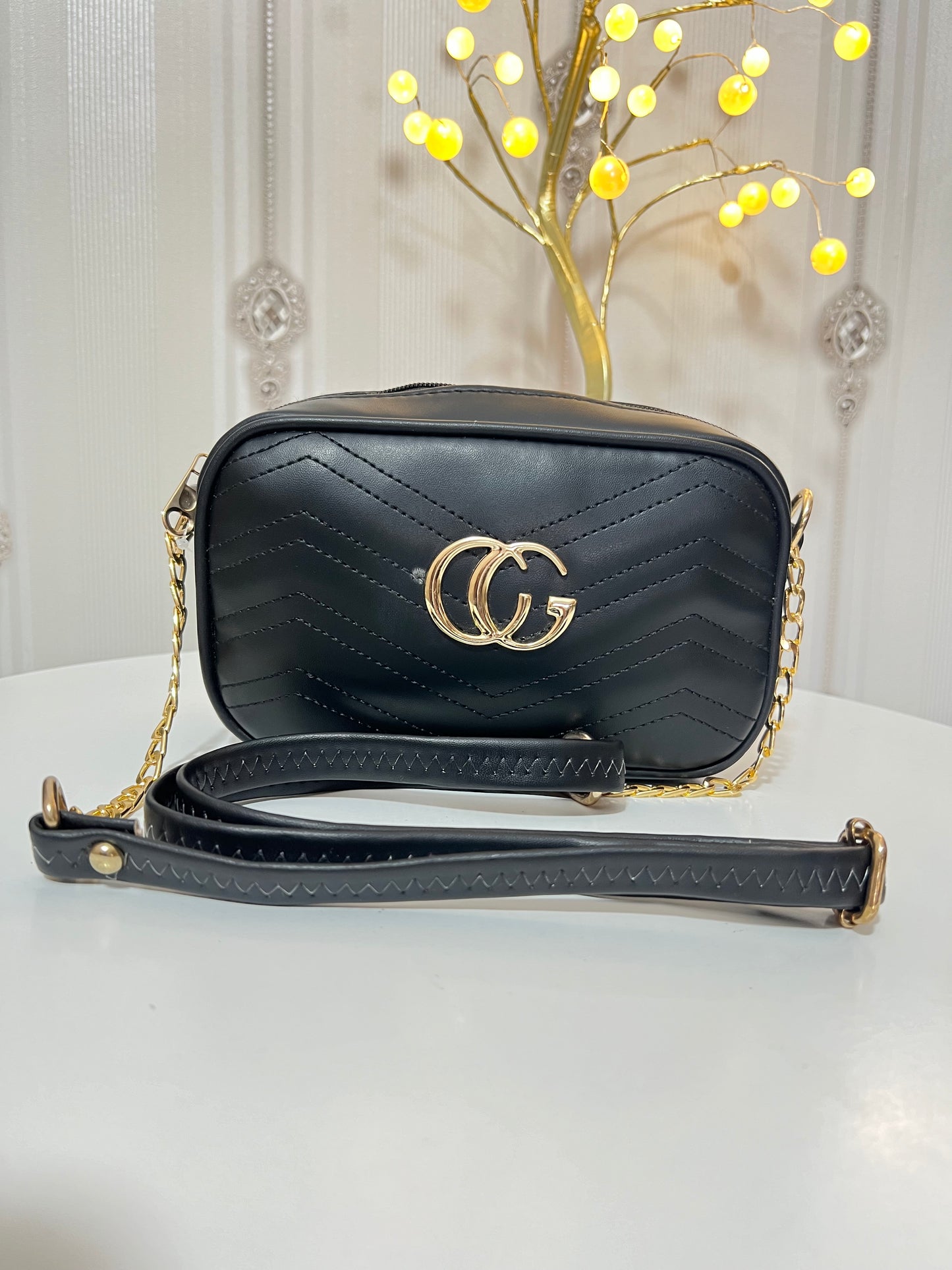 Bagmates CG Quilt Sling Bag