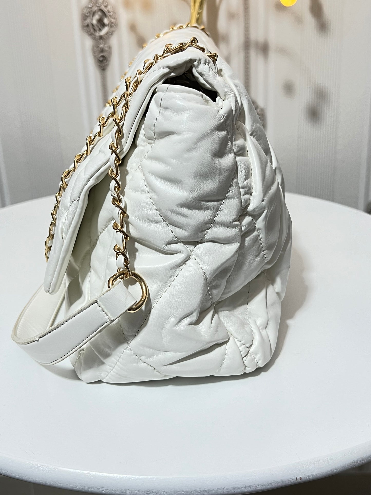 Bagmates Flower Lock Quilt Sling Bag