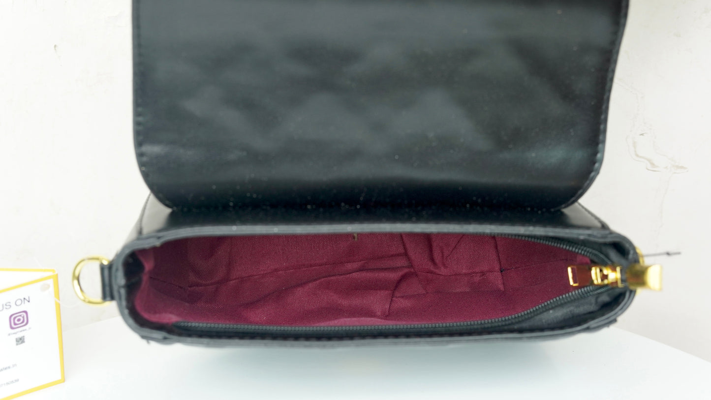 Check Embossed sling BM