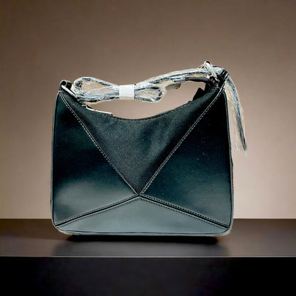 Women block design cross body bag