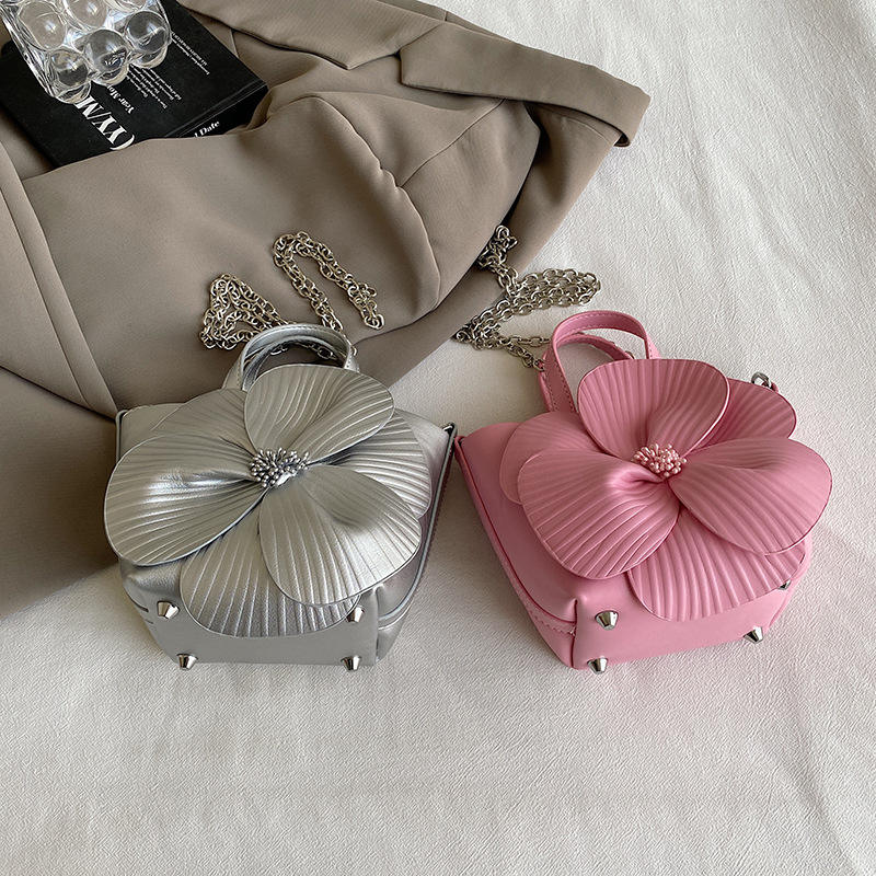 Elegant 3D Flower Mini Handbag with Chain Strap