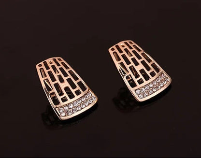 Fashion Rhinestones Gold Wedding Jewelry Set Alloy Necklace Earrings and Ring 4pcs Jewelry Set