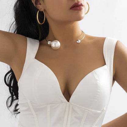 Simple Asymmetric Big Pearl Ball Necklace Metal Ring Collar Necklace Jewelry for Women