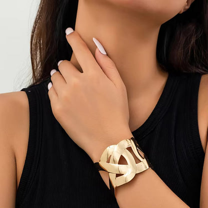Elegant Gold and Silver Cuff Bracelets - Modern Statement Jewelry