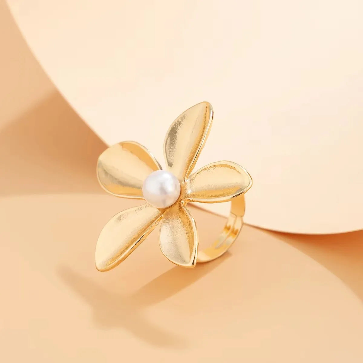 Designer Metal Adjustable Cute Bowknot Flower Ring for Women Elegant Lady Daily Stacked Finger Rings Fashion Jewelry Accessories