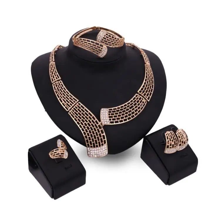 Fashion Rhinestones Gold Wedding Jewelry Set Alloy Necklace Earrings and Ring 4pcs Jewelry Set
