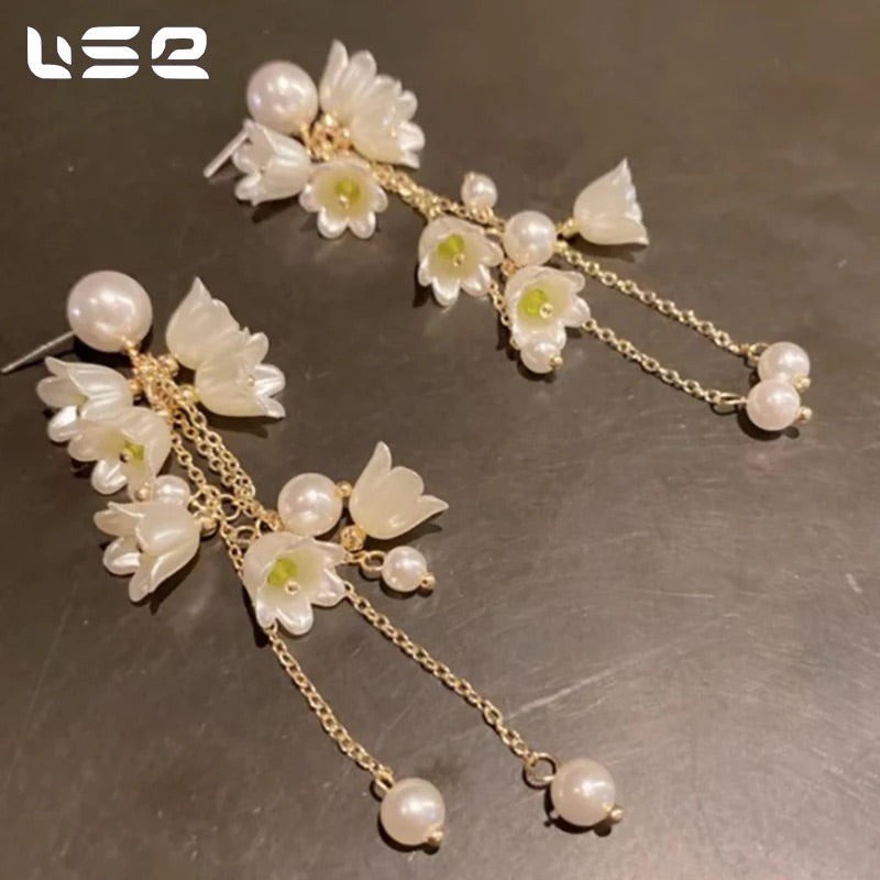 Niche Sweet Elegant Advanced Design Sense Long Tassel Pearl Flower Earrings for Women Party