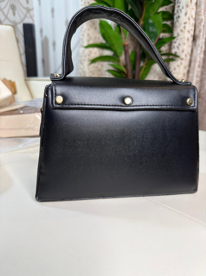 Elegant Cream Top-Handle Handbag with Distinctive Gold Clasp