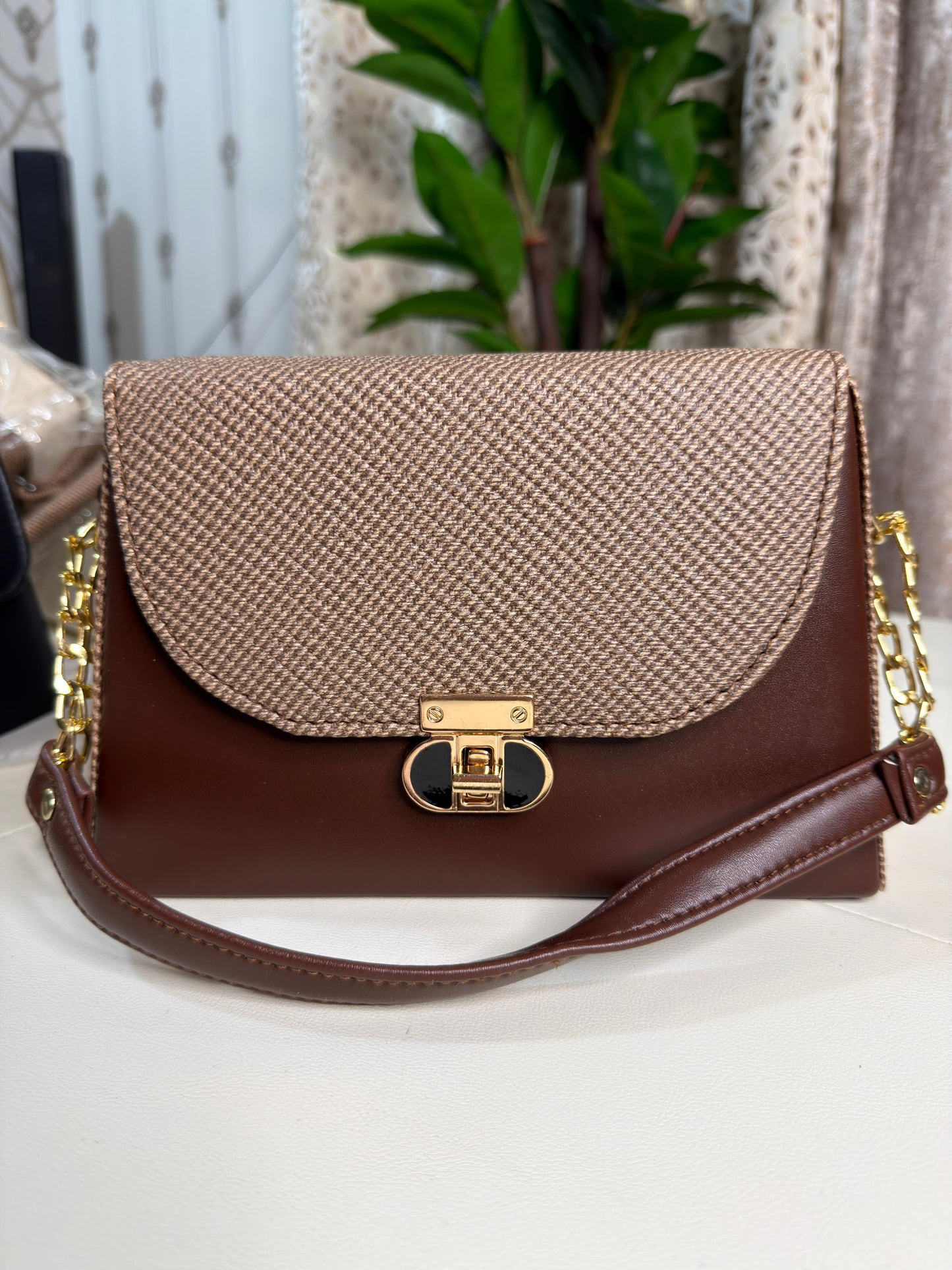 Chic Brown & Beige Tweed Flap Crossbody Shoulder Bag