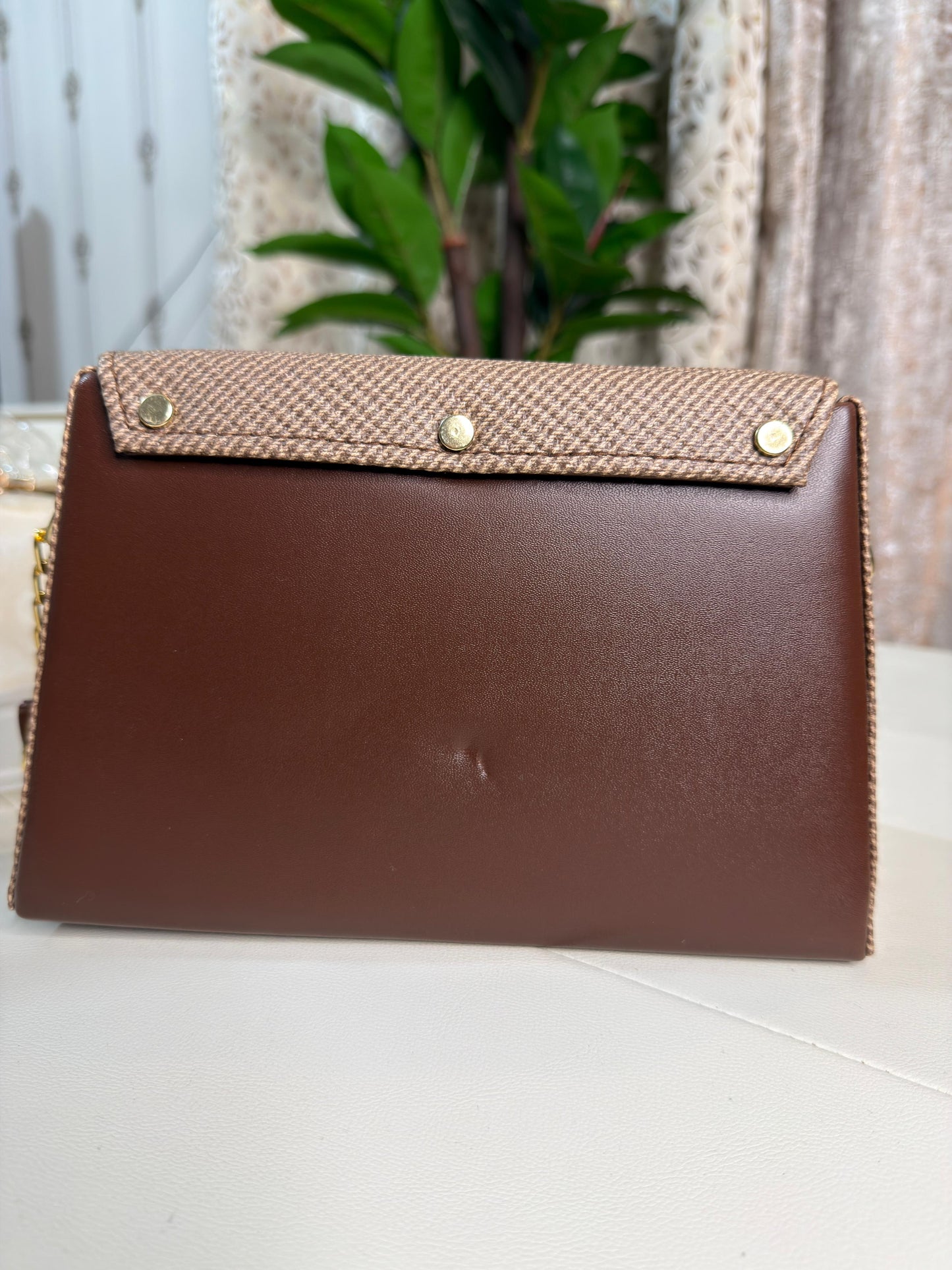 Chic Brown & Beige Tweed Flap Crossbody Shoulder Bag
