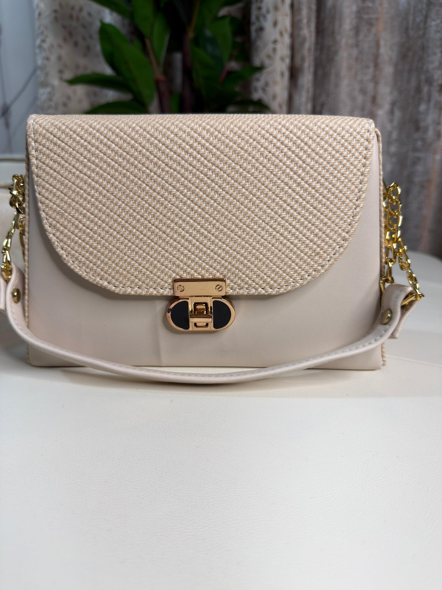 Chic Brown & Beige Tweed Flap Crossbody Shoulder Bag
