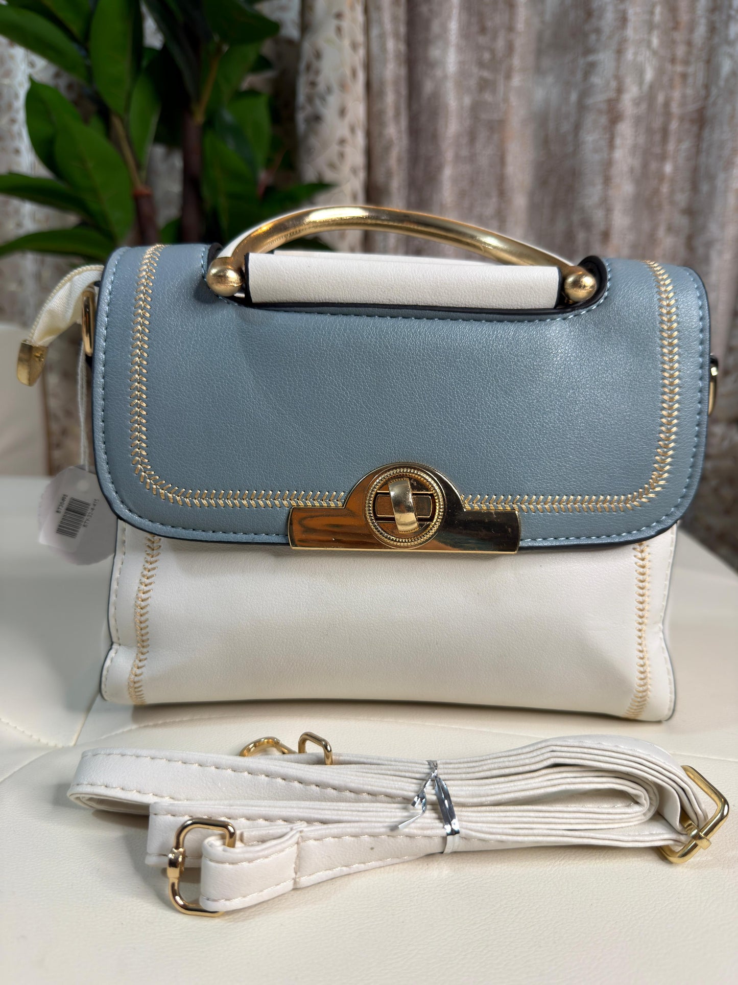 Chic Two-Tone Top Handle Handbag with Crossbody Strap