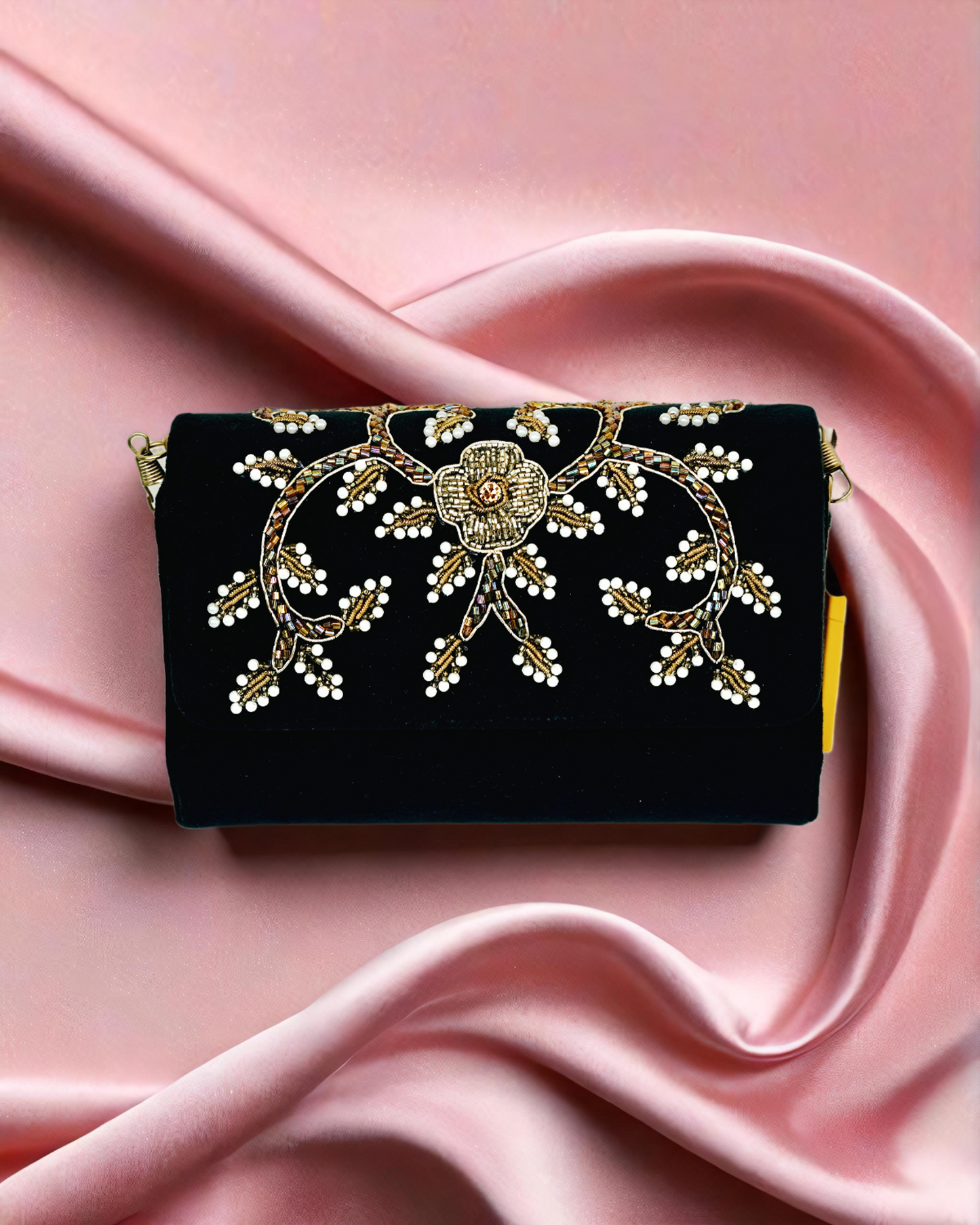 Embroidery clutch bag